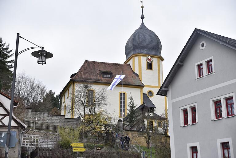 Für neue Kirchenglocken in der Burkardskirche in Dörflis wurde am Samstag zu einem Benefizkonzert eingeladen Für neue Kirchenglocken in der Burkardskirche in Dörflis wurde am Samstag zu einem Benefizkonzert eingeladen