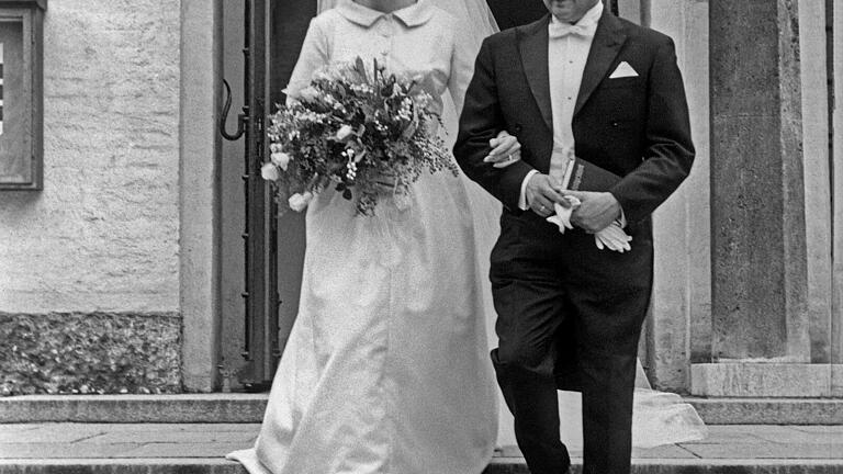 Hochzeit: Georg Schaeffler heiratet 1963 die deutliche jüngere Maria-Elisabeth Kurrsa. Hochzeit: Georg Schaeffler heiratet 1963 die deutliche jüngere Maria-Elisabeth Kurrsa.