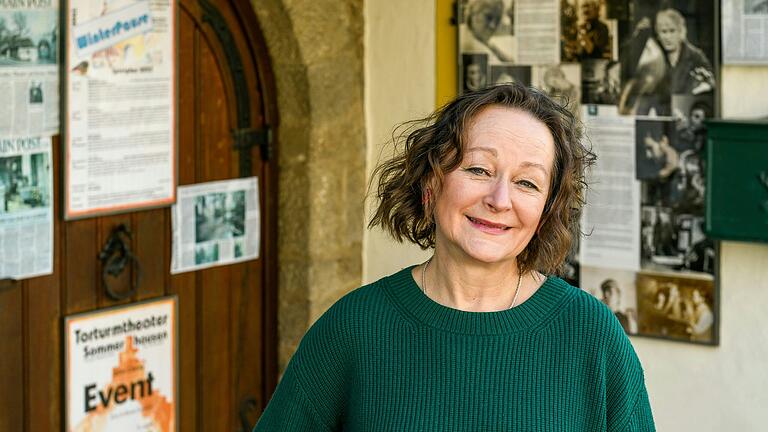 'Der Mensch ist ein soziales Wesen. Das wird keine KI jemals ersetzen können', sagt Torturmtheater-Chefin Angelika Relin. 'Der Mensch ist ein soziales Wesen. Das wird keine KI jemals ersetzen können', sagt Torturmtheater-Chefin Angelika Relin.
