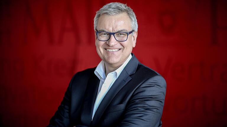 Dankbar, dass die wirtschaftlichen Ziele weitgehend erreicht werden konnten: David Brandstätter, Geschäftsführer der Main-Post. Dankbar, dass die wirtschaftlichen Ziele weitgehend erreicht werden konnten: David Brandstätter, Geschäftsführer der Main-Post. 