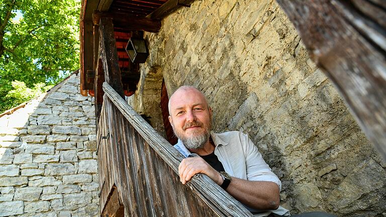 Als Stadtschreiber will Markus Grimm nicht nur Geschichten aus der Heimat sammeln, sondern auch die Sommerhäuser dazu anregen, selbst kulturell tätig zu werden.