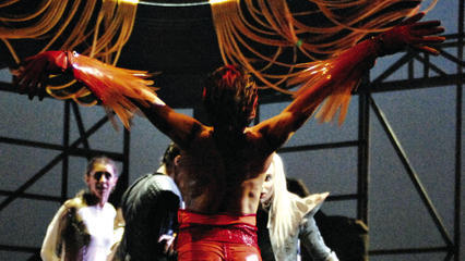Szene aus dem &bdquo;Feuervogel&ldquo;.