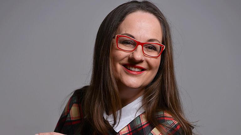 Silvia Kirchhof, Sängerin, Schauspielerin, Klinik-Clownin, aus Gerolzhofen Silvia Kirchhof, Sängerin, Schauspielerin, Klinik-Clownin, aus Gerolzhofen