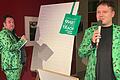 Die Quiz-Night im Schweinfurter Museum Otto Schäfer ist längst Kult. Im Bild die Quizmaster Christof Wahlefeld und Jan Soldin.