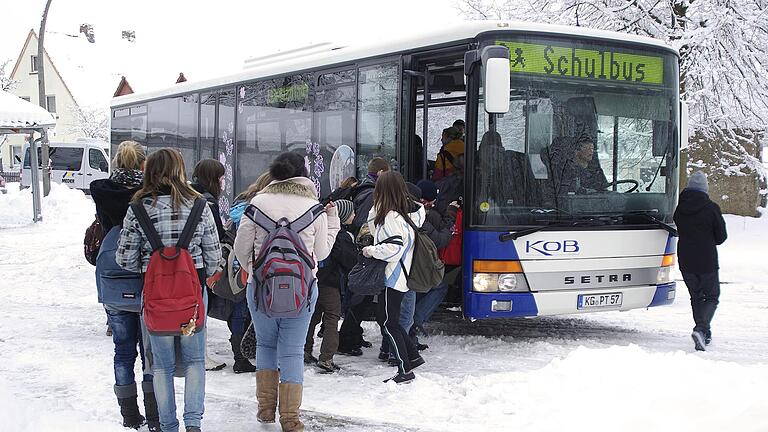 Der Kreisomnibusbetrieb begründete die Erhöhung der Kosten für die Schülerbeförderung mit gestiegenen Produktionskosten.       -  Der Kreisomnibusbetrieb begründete die Erhöhung der Kosten für die Schülerbeförderung mit gestiegenen Produktionskosten.