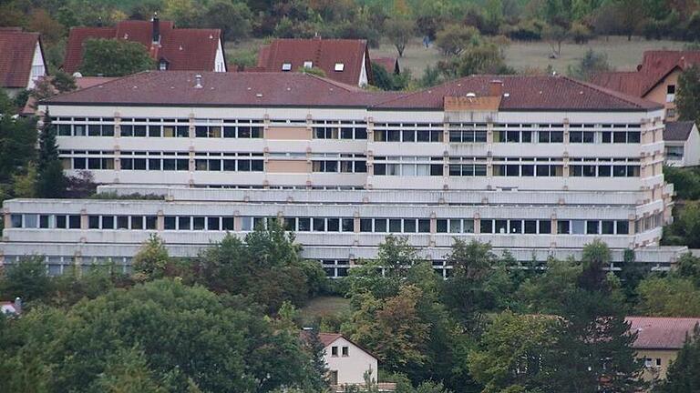 Wie geht es mit dem ehemaligen BBZ in Münnerstadt weiter? Wie geht es mit dem ehemaligen BBZ in Münnerstadt weiter?