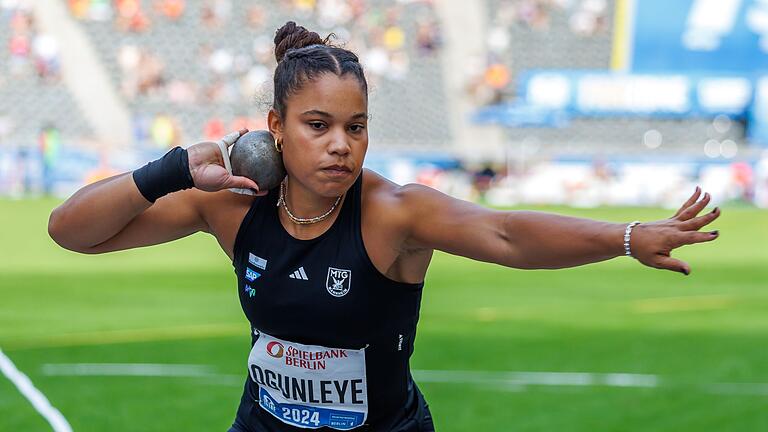 Yemisi Ogunleye       -  Kugelstoß-Olympiasiegerin Yemisi Ogunleye zählt bei der Wahl zur &bdquo;Sportlerin des Jahres&rdquo; zu den Favoritinnen.