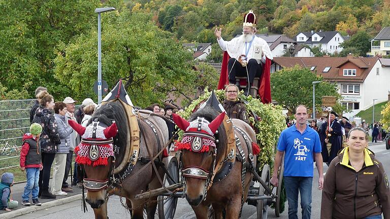Das Weisbacher Oktoberfest findet vom 23. bis 26. September statt. Das Weisbacher Oktoberfest findet vom 23. bis 26. September statt.