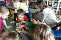 Vogelexperten vom Landesbund für Vogelschutz zu Besuch in der Grundschule Sendelbach.