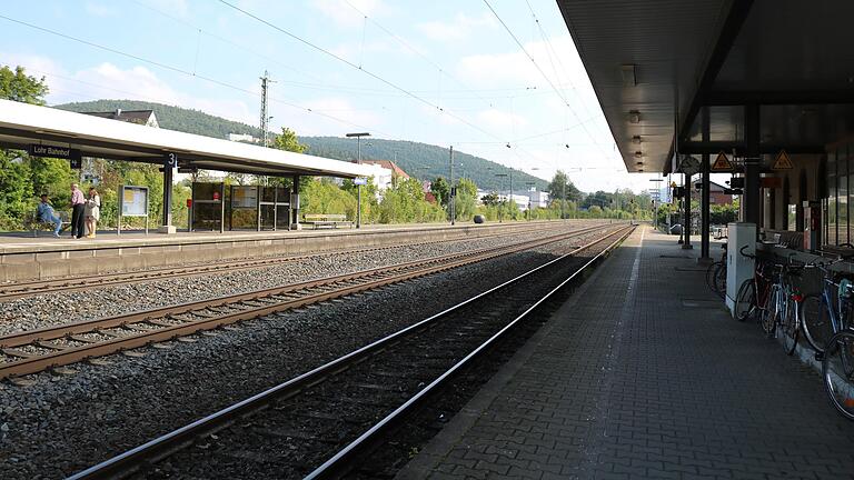 Die Gleise am Lohrer Bahnhof. (Archivbild)