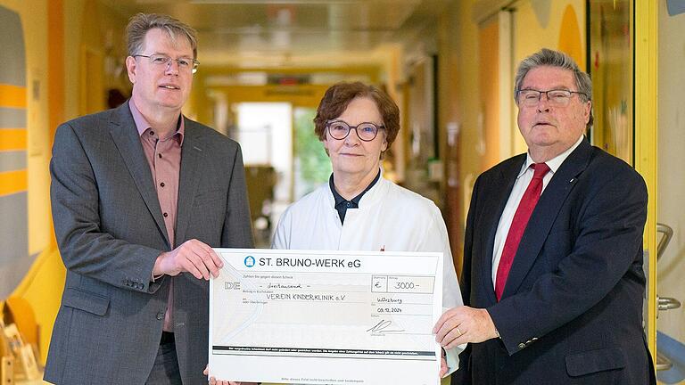 Von links: Frank Hermann, geschäftsführender Vorstand des St. Bruno-Werks, Prof. Dr. med. Christina Kohlhauser-Vollmuth, Chefärztin der Missio Kinderklinik, Dr. Dr. h.c. (UCC) Adolf Bauer, Aufsichtsratsvorsitzender des St. Bruno-Werks Von links: Frank Hermann, geschäftsführender Vorstand des St. Bruno-Werks, Prof. Dr. med. Christina Kohlhauser-Vollmuth, Chefärztin der Missio Kinderklinik, Dr. Dr. h.c. (UCC) Adolf Bauer, Aufsichtsratsvorsitzender des St. Bruno-Werks
