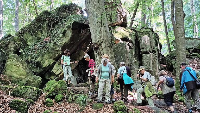 Auch heuer bietet der Rhönklub-Zweigverein Touren mit interessanten Wanderungen an wie beispielsweise im Vorjahr im Mullertal in der Eifel.       -  Auch heuer bietet der Rhönklub-Zweigverein Touren mit interessanten Wanderungen an wie beispielsweise im Vorjahr im Mullertal in der Eifel.