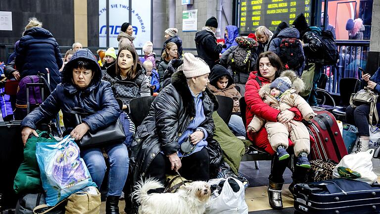 Immer mehr Menschen müssen aus der Ukraine fliehen. Rund 80 000 Ukrainerinnen und Ukrainer sind mittlerweile in Deutschland angekommen.