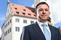 Kämmerer Robert Scheller vor dem Würzburger Rathaus. Der 50-Jährige Beamte ist privat als Investor in der Stadt tätig.&nbsp;