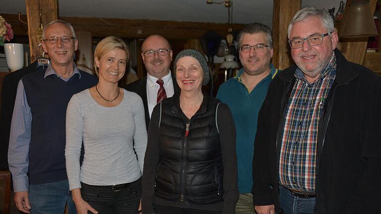 Der Vorstand des Fördervereins Spessartgrotte (von links): Manfred von Seggern, Alexandra Seitz, Werner Herrbach, Ursula Hartmann, Andreas Hartmann und Konrad Nickel. Der Vorstand des Fördervereins Spessartgrotte (von links): Manfred von Seggern, Alexandra Seitz, Werner Herrbach, Ursula Hartmann, Andreas Hartmann und Konrad Nickel.