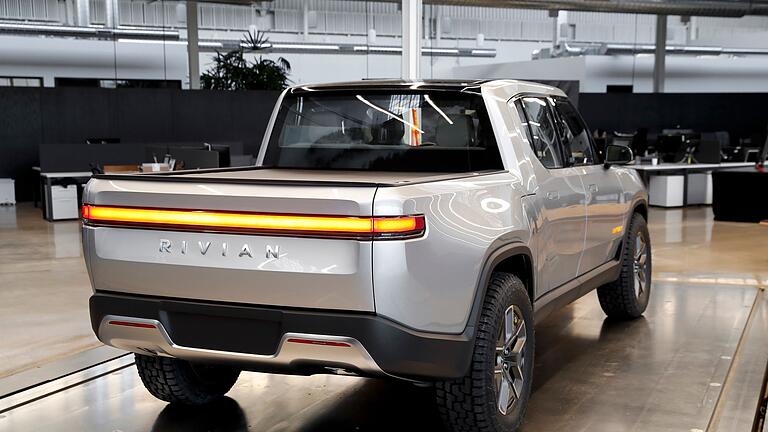 Rivian       -  Mit der Partnerschaft von VW und Rivian will man unter anderem die Software-Entwicklung beschleunigen.