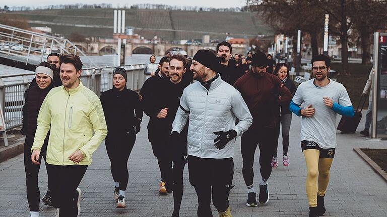 Der Espresso Running Club läuft inwzischen in vier verschiedenen Pace-Gruppen.