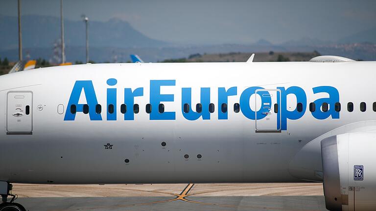 Air Europa       -  Air Europa fliegt zahlreiche Ziele in Spanien, Europa und Lateinamerika an. (Foto Archiv)