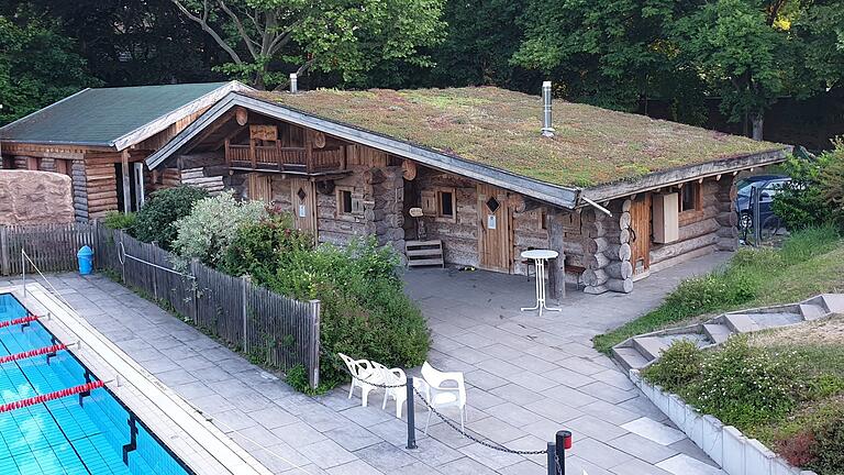Wenn die bundesweite Gaspreisbremse im kommenden Jahr Wirkung zeigt, könnte im Saunadorf des Geomaris vielleicht eine weitere Sauna wieder öffnen. Bislang sind dort zwei von drei Häusern geschlossen. Wenn die bundesweite Gaspreisbremse im kommenden Jahr Wirkung zeigt, könnte im Saunadorf des Geomaris vielleicht eine weitere Sauna wieder öffnen. Bislang sind dort zwei von drei Häusern geschlossen.