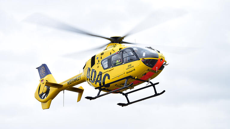 Rettungshubschrauber       -  Ein Rettungshubschrauber des ADAC (Symbolfoto).