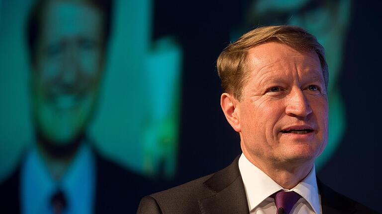 BR-Intendant Ulrich Wilhelm, hier als Gast auf dem Podium des Neujahrsempfangs der Mediengruppe Main-Post 2015.