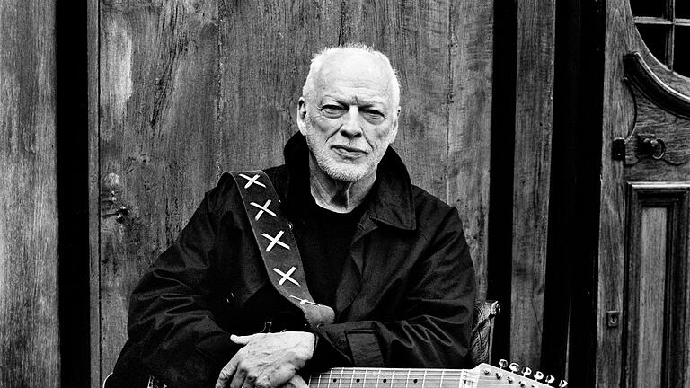 David Gilmour mit neuem Album: &bdquo;Spiele ganz gern Gitarre&rdquo;       -  David Gilmours erst fünftes Soloalbum ist über weite Strecken eine wunderbar entspannte Angelegenheit.