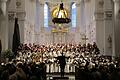 Mit dem Adventskonzert „A Ceremony of Carols“ stimmt die Mädchenkantorei am Würzburger Dom auf die Weihnachtszeit ein.