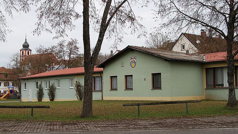 Grünes Licht erhielt die Gemeinde Kirchlauter für die Sanierung des &bdquo;Oskar-Kandler-Zentrums&ldquo; und kann nun die nächsten Schritte für die Umsetzung einleiten.