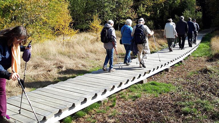 Seniorenwanderung im Schwarzen Moor.