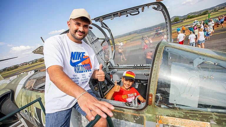 Ob groß oder klein: Der Startfighter war einmal mehr eine der Attraktionen beim Flugplatzfest in Haßfurt.