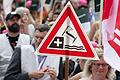 An einem bundesweiten Protesttag der Krankenhäuser beteiligten sich vor einigen Wochen Tausende Klinikbeschäftigte – so wie hier auf dem Frankfurter Römerberg.&nbsp;