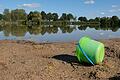 Abkühlung im See: An heißen Sommertagen ist der Sprung in den Irmelshäuser Badesee oder andere Seen in Rhön-Grabfeld besonders erfrischend.