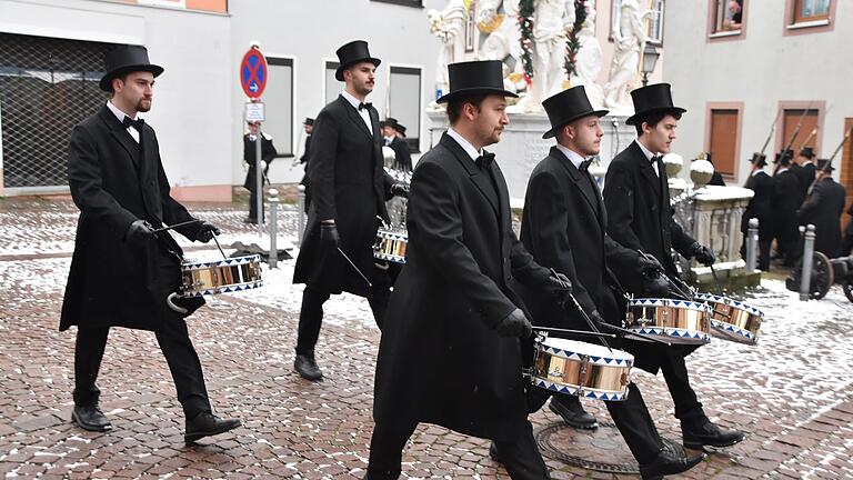 Die Trommler der Sebastiani-Wehr: David Völker (Zweiter von links) ist 2023 zum ersten Mal dabei. Die Trommler der Sebastiani-Wehr: David Völker (Zweiter von links) ist 2023 zum ersten Mal dabei.