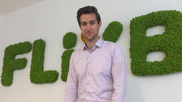 Jochen Engert aus Goßmannsdorf am Main ist einer der drei Gründer von FlixBus und befindet sich nun im Aufsichtsrat von FlixMobility. Jochen Engert aus Goßmannsdorf am Main ist einer der drei Gründer von FlixBus und befindet sich nun im Aufsichtsrat von FlixMobility. 