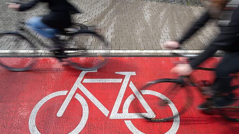 Radweg.jpeg       -  Dieses Jahr könnte sich für Radfahrer mit neuen Schildern und neuen Regeln einiges ändern.