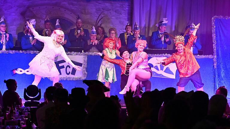 Die Tanzladies mit 'The Greatest Show'.
