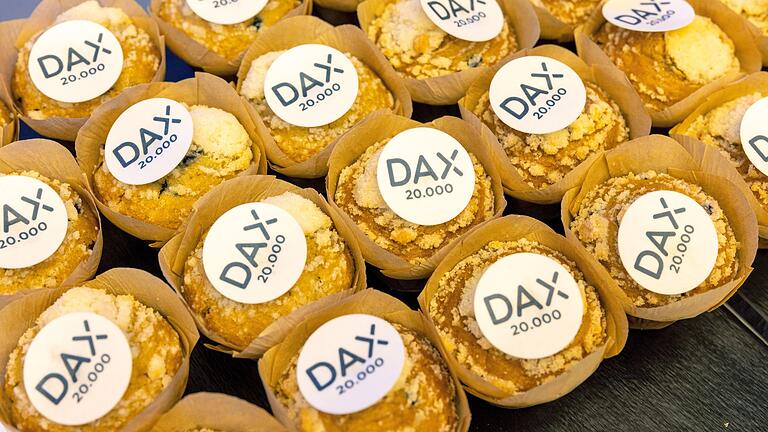 Dax-Muffins       -  Ein Viertel der Bevölkerung hält bei der Altersvorsorge Aktien für die vertrauenswürdigste Geldanlage. (Archivbild)