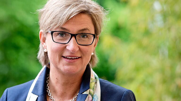 Will trotz akutem Lehrkräftemangel nicht, dass an der hohen Teilzeitquote bei Bayerns Lehrkräften gerüttelt wird: Simone Fleischmann, Präsidentin des Lehrerinnen- und Lehrerverbandes BLLV. Will trotz akutem Lehrkräftemangel nicht, dass an der hohen Teilzeitquote bei Bayerns Lehrkräften gerüttelt wird: Simone Fleischmann, Präsidentin des Lehrerinnen- und Lehrerverbandes BLLV.