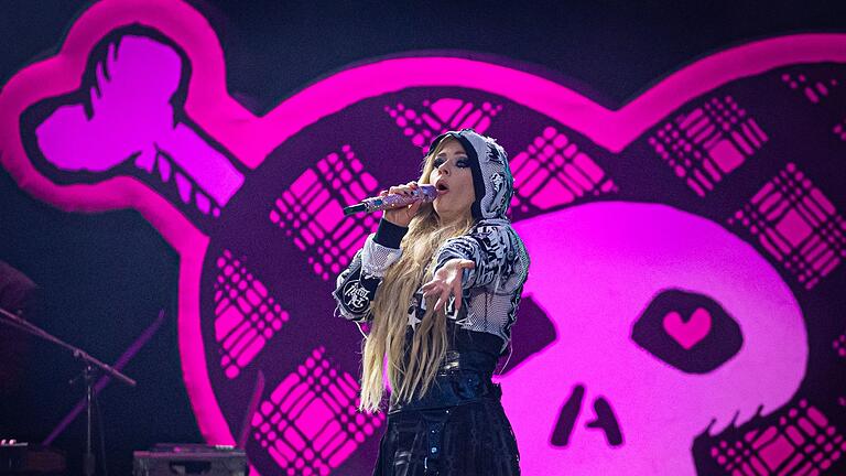 Hurricane Festival 2024       -  Zur Jubiläumstour spielte Lavigne in diesem Jahr auch beim Hurricane-Festival. (Archivfoto)