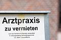 In Großstädten ist es für Ärzte normalerweise kein Problem, einen Praxisnachfolger zu finden.&nbsp; Auf dem Land dagegen müssen neue Ärzte regelrecht angeworben werden, um sich dort niederzulassen.&nbsp; (Symbolbild)