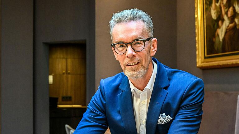 Christoph Unckell ist Chef des Hotels Rebstock in Würzburg. Christoph Unckell ist Chef des Hotels Rebstock in Würzburg.