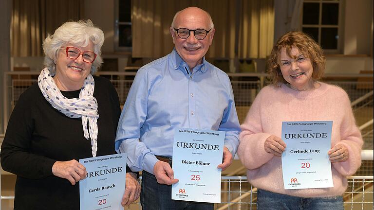 Die geehrten Mitglieder (von links): Gerda Rausch, Dr. Dieter Böhme und Gerlinde Lang. Die geehrten Mitglieder (von links): Gerda Rausch, Dr. Dieter Böhme und Gerlinde Lang.