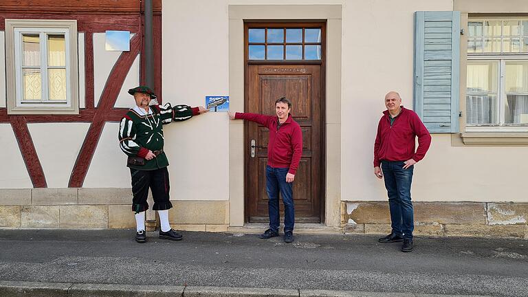 Ausgezeichneter 'Zukunftsverein'. Im Bild (von links): Michael Hümpfner (Schriftführer), Manuel Gumpert (2. Vorsitzender), Bernd Werner (Vorsitzender) Ausgezeichneter 'Zukunftsverein'. Im Bild (von links): Michael Hümpfner (Schriftführer), Manuel Gumpert (2. Vorsitzender), Bernd Werner (Vorsitzender)