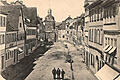 Die Schweinfurter Rückertstraße um&nbsp; 1866. Das Mühltor im Hintergrund wurde 1564 bis 1566 erbaut und 1876&nbsp; abgetragen