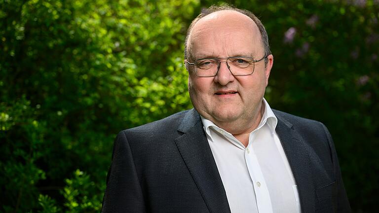 Alexander Schraml war längere Zeit gemeinsam mit Eva von Vietinghoff-Scheel an der Spitze des Kommunalunternehmens des Landkreises Würzburg.&nbsp;