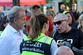 Der Schweinfurter Grünen-Landtagsabgeordnete Paul Knoblach (links) stellte sich zwischenzeitlich den Störern, darunter auch&nbsp;Neonazikader Klaus M. aus dem Landkreis Kitzingen (rechts).&nbsp;&nbsp;Ohne Erfolg. Ein Dialog kam nicht zustande.