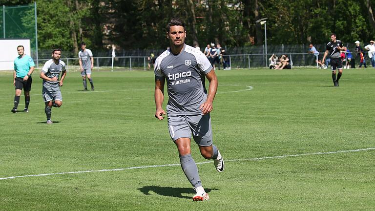 Spielertrainer Alex Dan will mit dem TSV Lengfeld den Abwärtstrend stoppen.