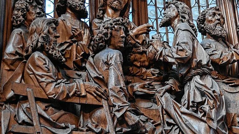 Ausdrucksstarkes Detail im Heilig-Blut-Altar: Abendmahl-Szene von Tilman Riemenschneider ULRICH TRAUB