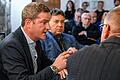 Nicht erst reagieren, wenn etwas passiert: Aron Schuster (links), Direktor der Zentralwohlfahrtsstelle der Juden in Deutschland, beim 'Würzburger Kellergespräch'.&nbsp;