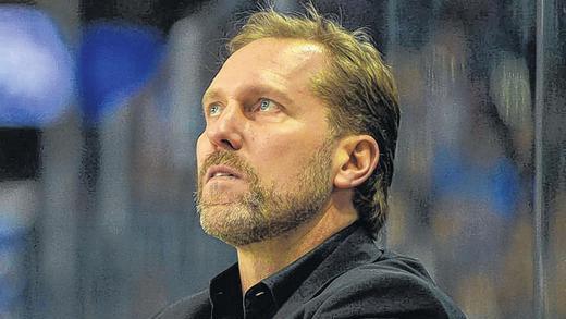 Früher Hawk, jetzt Ice Tiger: Tray Tuomie coacht seit dieser Saison den Nürnberger Erstliga-Club. Früher Hawk, jetzt Ice Tiger: Tray Tuomie coacht seit dieser Saison den Nürnberger Erstliga-Club.